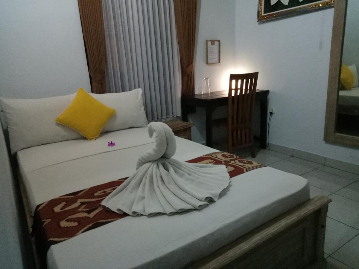 Candra Surf Homestay Canggu  Exterior photo