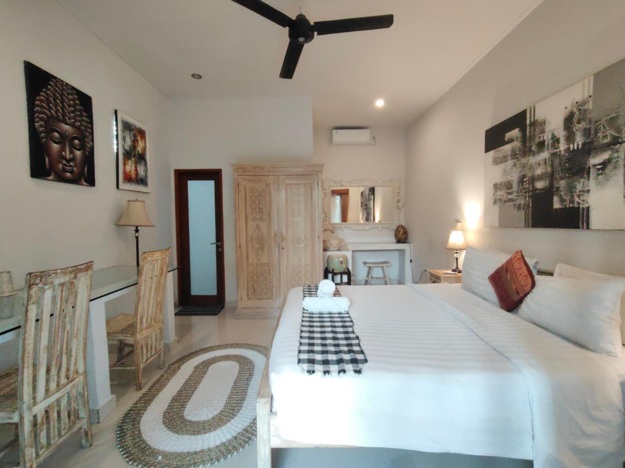 Candra Surf Homestay Canggu  Exterior photo